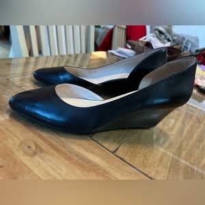 Cole Haan black wedge heel 9.5 New!